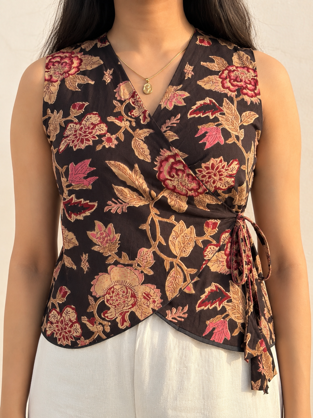 NAZAR WRAP TOP