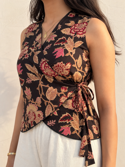 NAZAR WRAP TOP